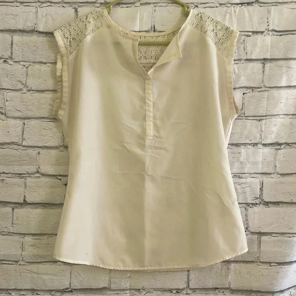 Van Heusen ivory blouse short sleeve top XS